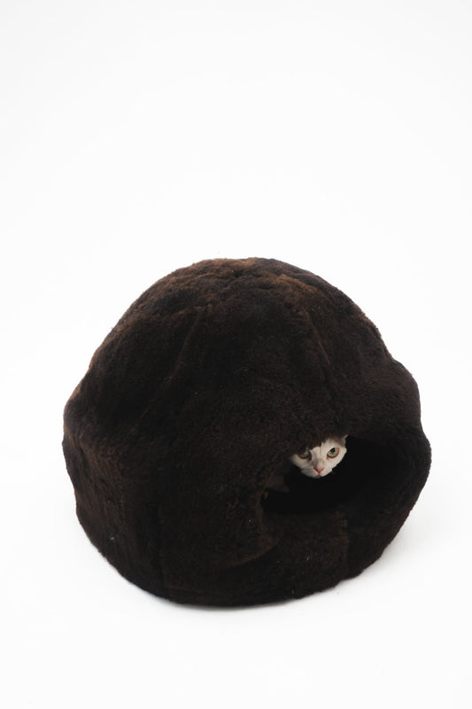 Nest Natural Sheepskin Pet Bed - Brown